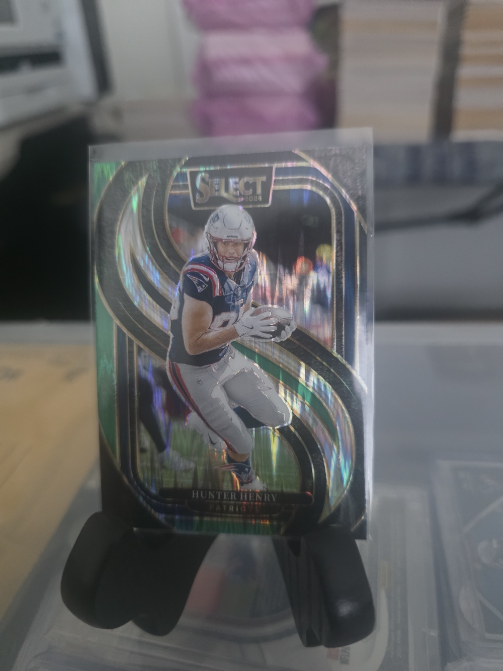 Hunter Henry  2nd Year Rookie Panini Select Trading Card - Blue, White, Silver